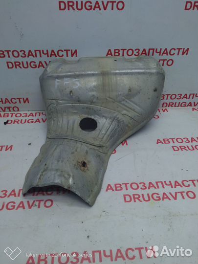 Экран тепловой выпускного коллектора Ford Focus 3