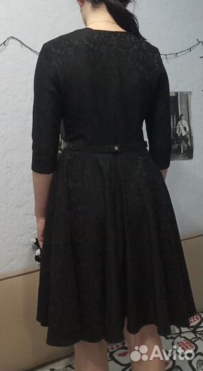 Платье праздничное