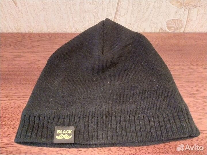 Шапка вязанная утеплённая