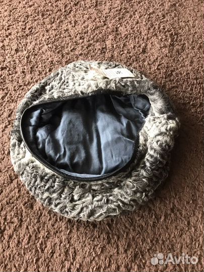 Берет каракулевый