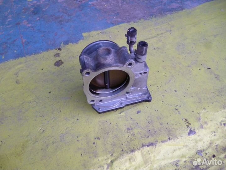 Дроссельная заслонка 22030-0P050 3.5 Toyota Lexus