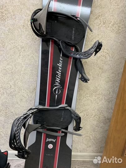 Сноуборд Nidecker, креп. Burton и ботинки Burton