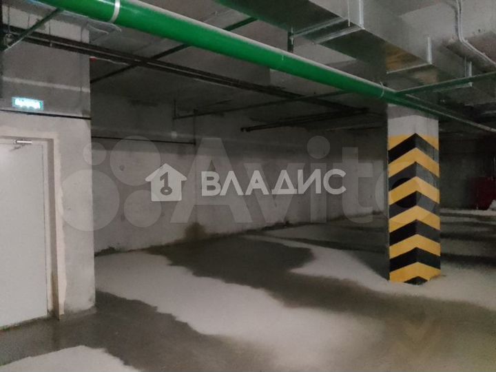 Машиноместо, 17 м²