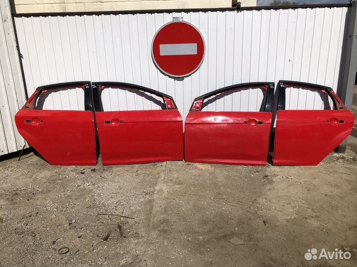 Дверь Ford Focus 3 хэтчбек