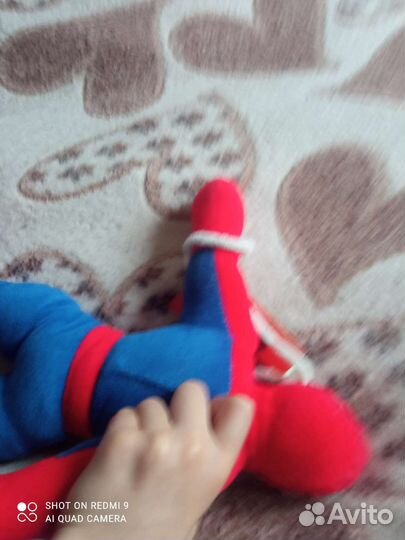 Человек-паук игрушка