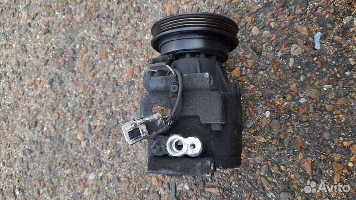 Компрессор кондиционера toyota corolla 2 1998г