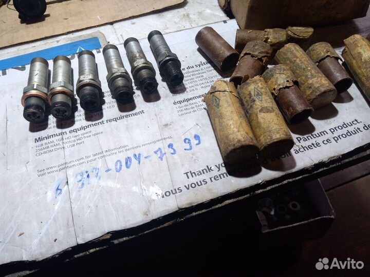 Предлагаю свечи четырех электродные