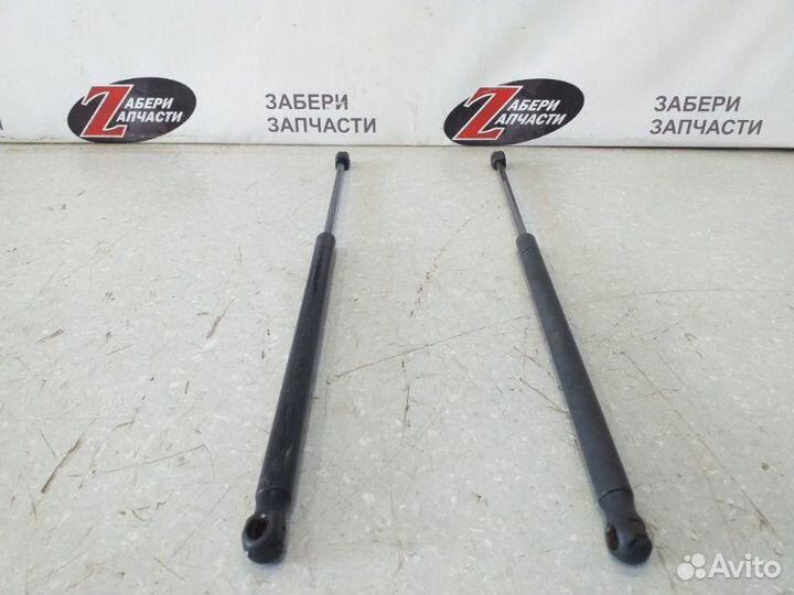 Амортизатор двери багажника Ford Fusion 1.4