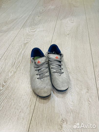 Футбольный бутсы adidas 34 размер