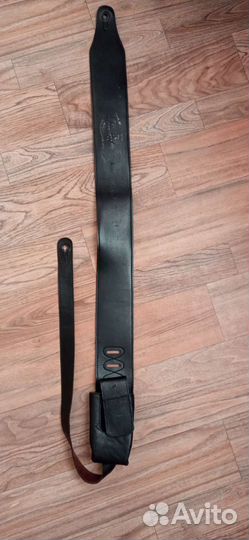 Кожаный ремень для гитары