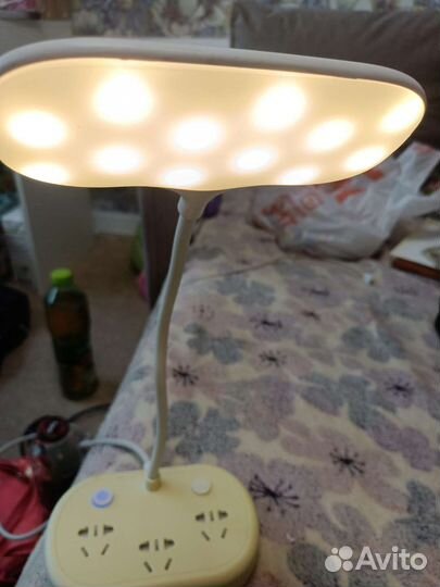 Лампа настольная