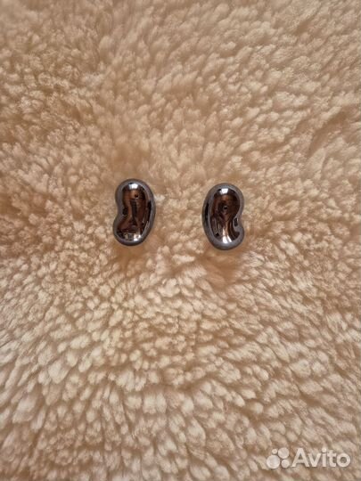 Беспроводные наушники Samsung galaxy buds live