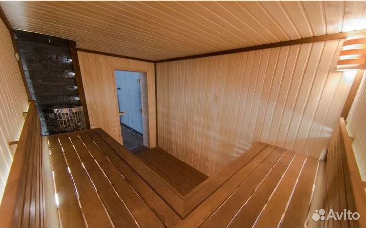 Дверь стеклянная в баню