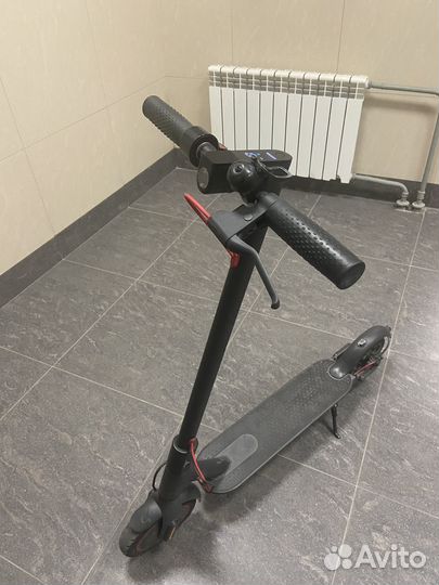 Электрический самокат xiaomi m365 pro