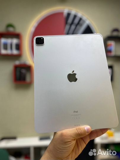 iPad pro 12.9 4 поколение