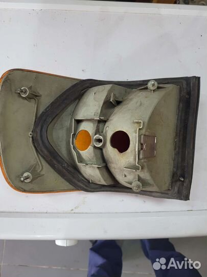 Фонарь задний левый audi 100 c4