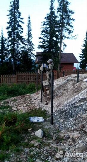 Много винтовых свай u-0067