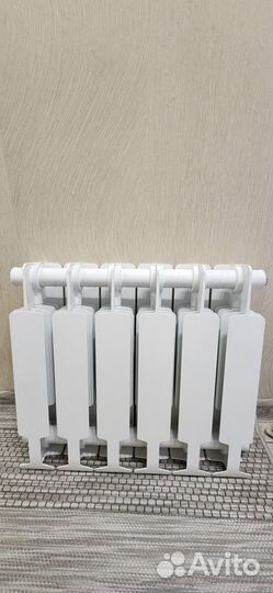 Продаю радиатор Rifar