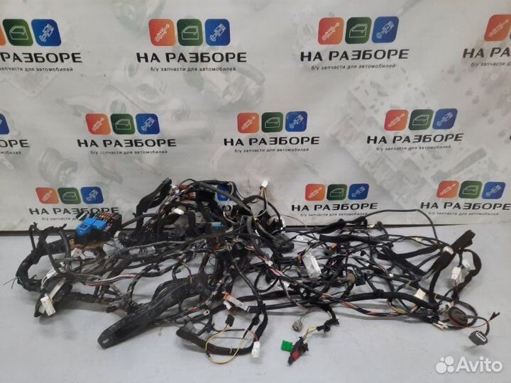 Проводка салона Renault Logan 2 K7M 2014