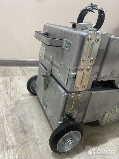 Ящик для инструмента с колесами