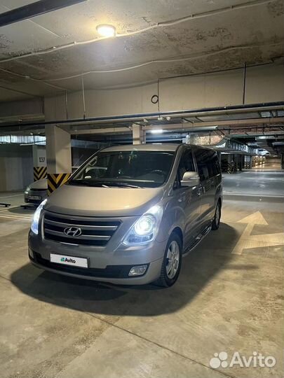 Hyundai Grand Starex 2.5 AT, 2016, 127 386 км