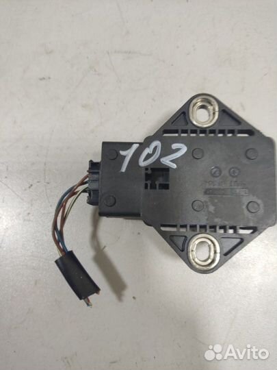 Датчик ускорения Mercedes-Benz W211 седан 2.2 CDI