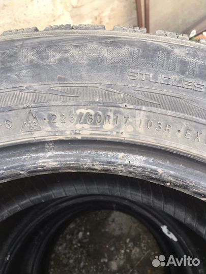 Nokian Tyres Hakkapeliitta R2 SUV 225/60 R17