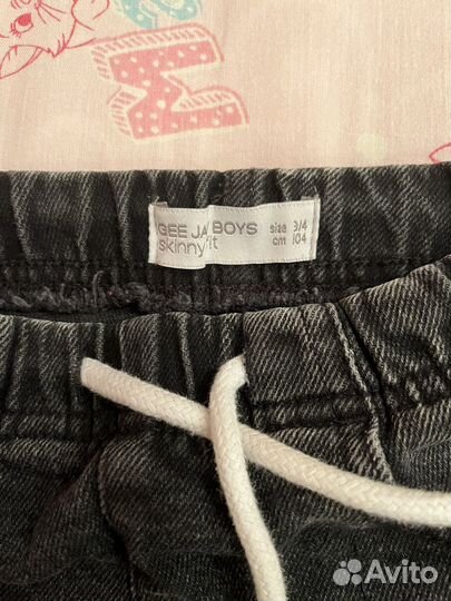 Джинсы на мальчика 104 110