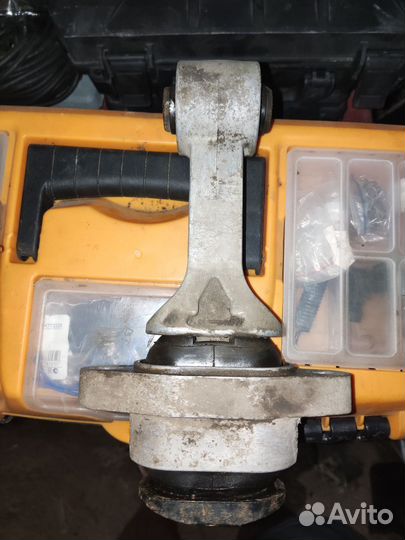 Нижняя опора двигателя Hyundai Solaris