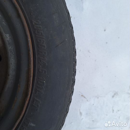 Шины toyo 205/60/14.5 LT
