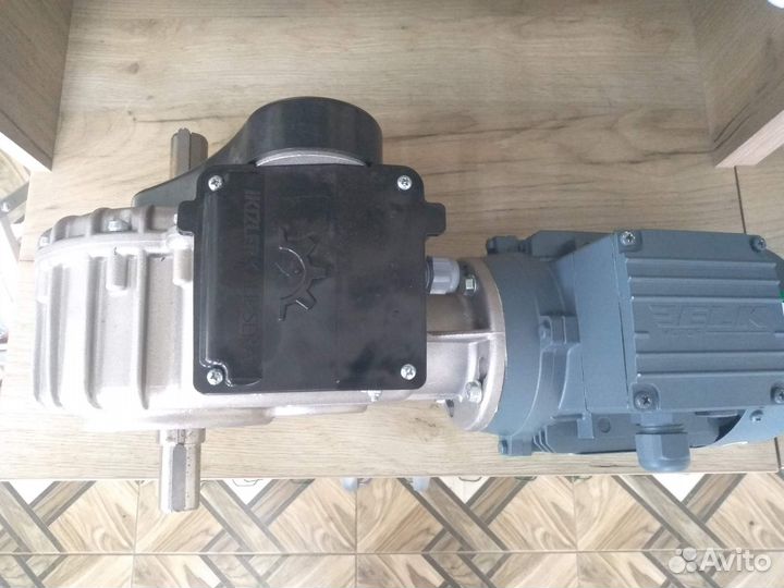 Кoньковое проветpивaние для теплиц