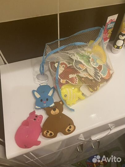 Игрушки для купания в ванной