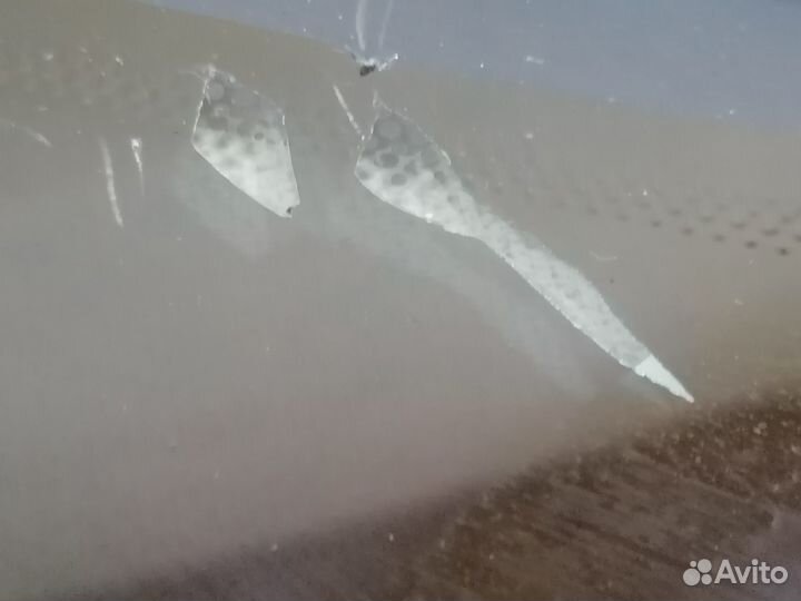 Стекло кузовное боковое левое Mazda 626 GF 1998