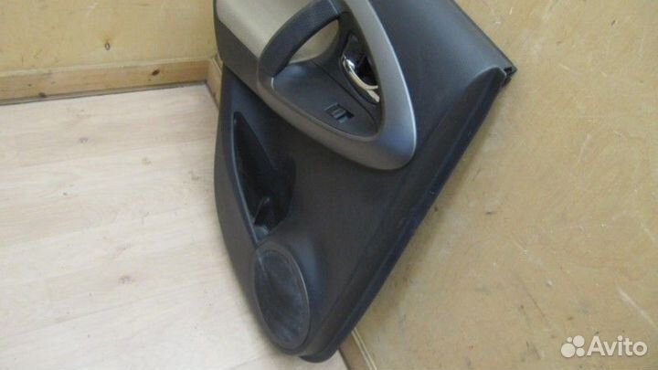 Обшивка двери задней левой Toyota Rav 4 2006-2013