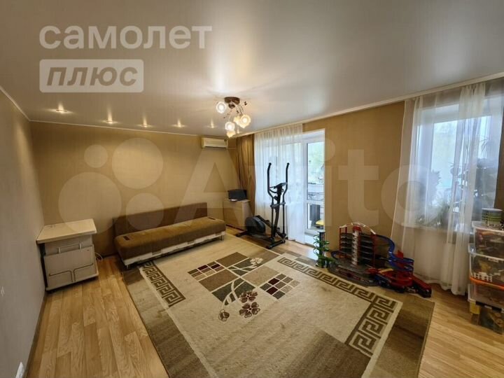 3-к. квартира, 60,1 м², 1/9 эт.