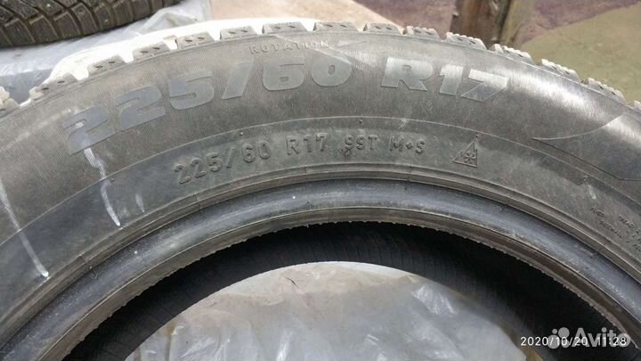Pirelli Formula Ice 225/60 R17