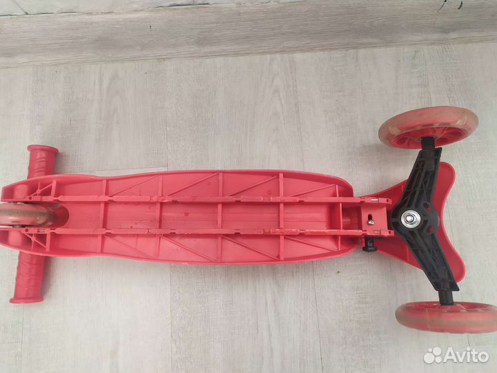 Самокат детский трехколесный