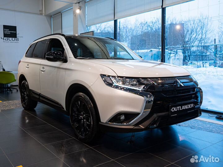 Mitsubishi Outlander 2.0 CVT, 2022