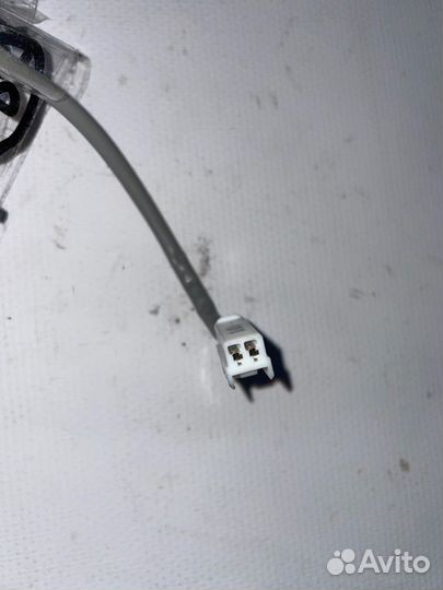 Кнопка открывания багажника Mazda 3 BL ZY-VE