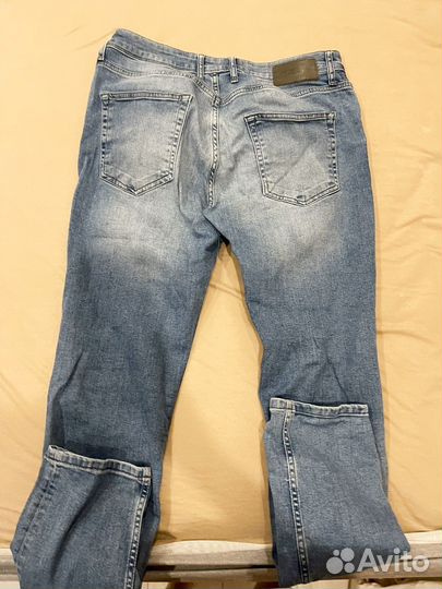 Джинсы мужские