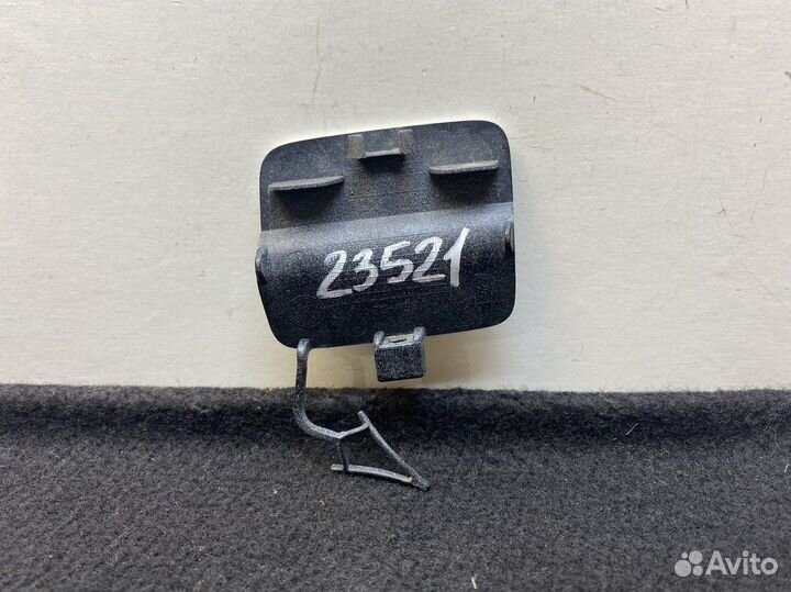 Заглушка буксировочного крюка Volkswagen Passat CC