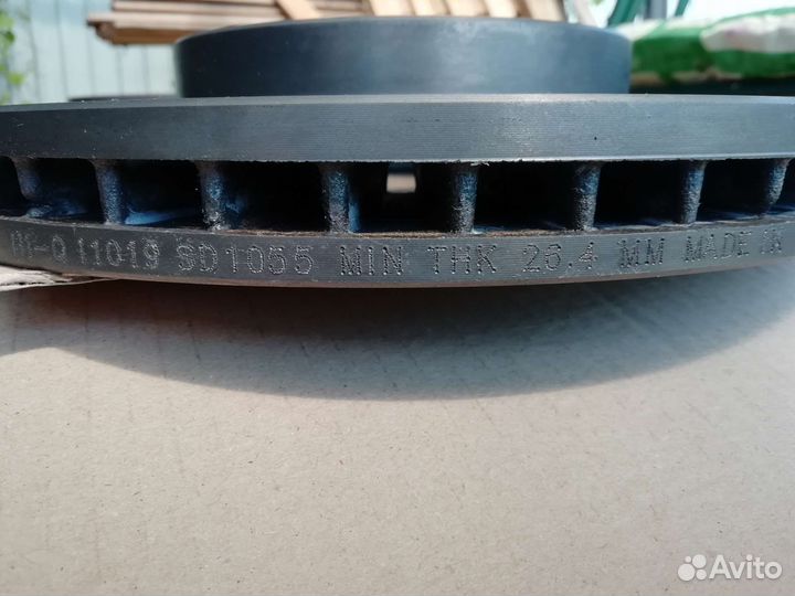 Тормозные диски, передние, на Hyundai Santa Fe/Kia