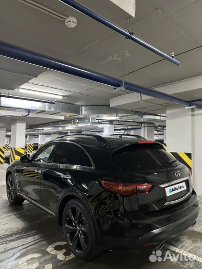 Infiniti QX70 3.0 AT, 2015, 154 000 км