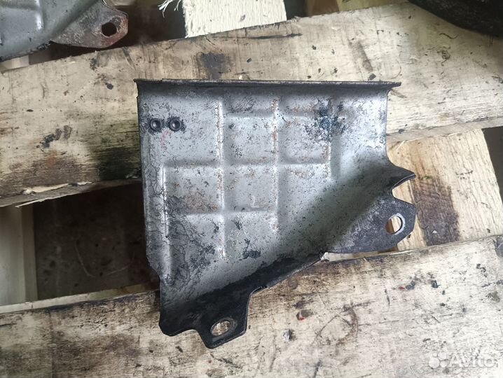 Тепловой экран 2.0 crdi D4EA Hyundai Kia