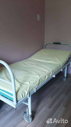 Медицинская кровать для лежачих больных
