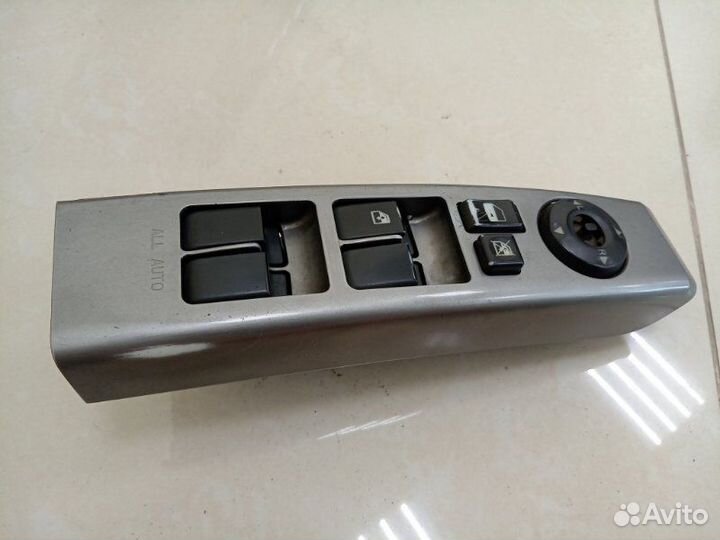 Блок управления стеклоподъемниками Geely Emgrand