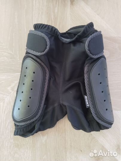 Шорты для езды на роликах