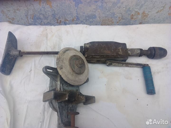 Дрель ручная СССР и точилка