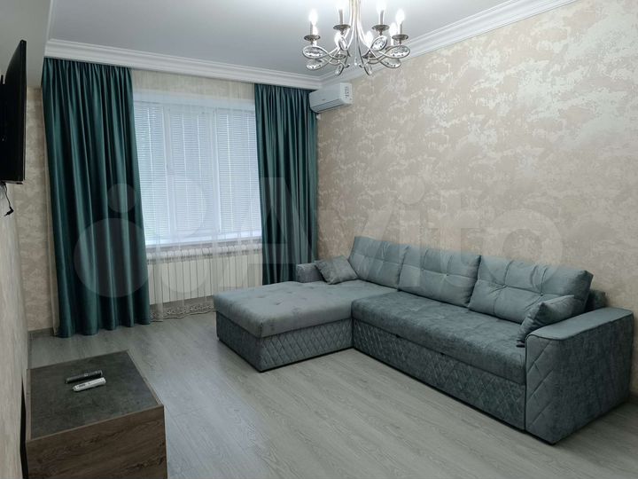 2-к. квартира, 70 м², 5/10 эт.