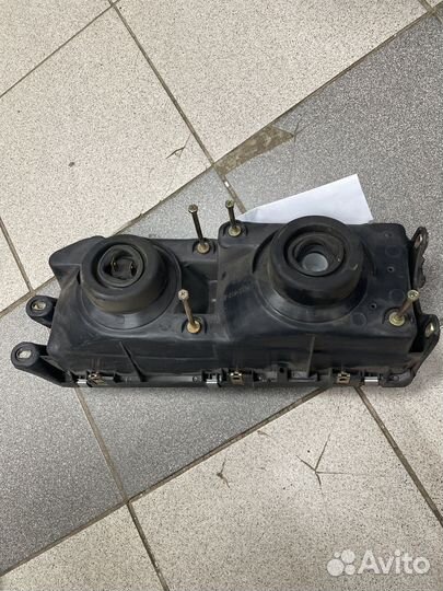 Фара правая mitsubishi galant 1984-1990 год